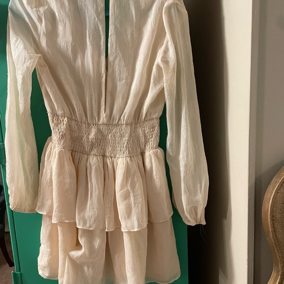 Do+Be cream colored mini dress. Size small - Picture 6 of 8